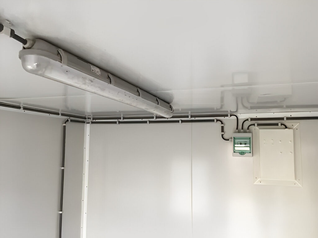 10ft Accommodation Container 5 10ft Accommodation Container - Image 5