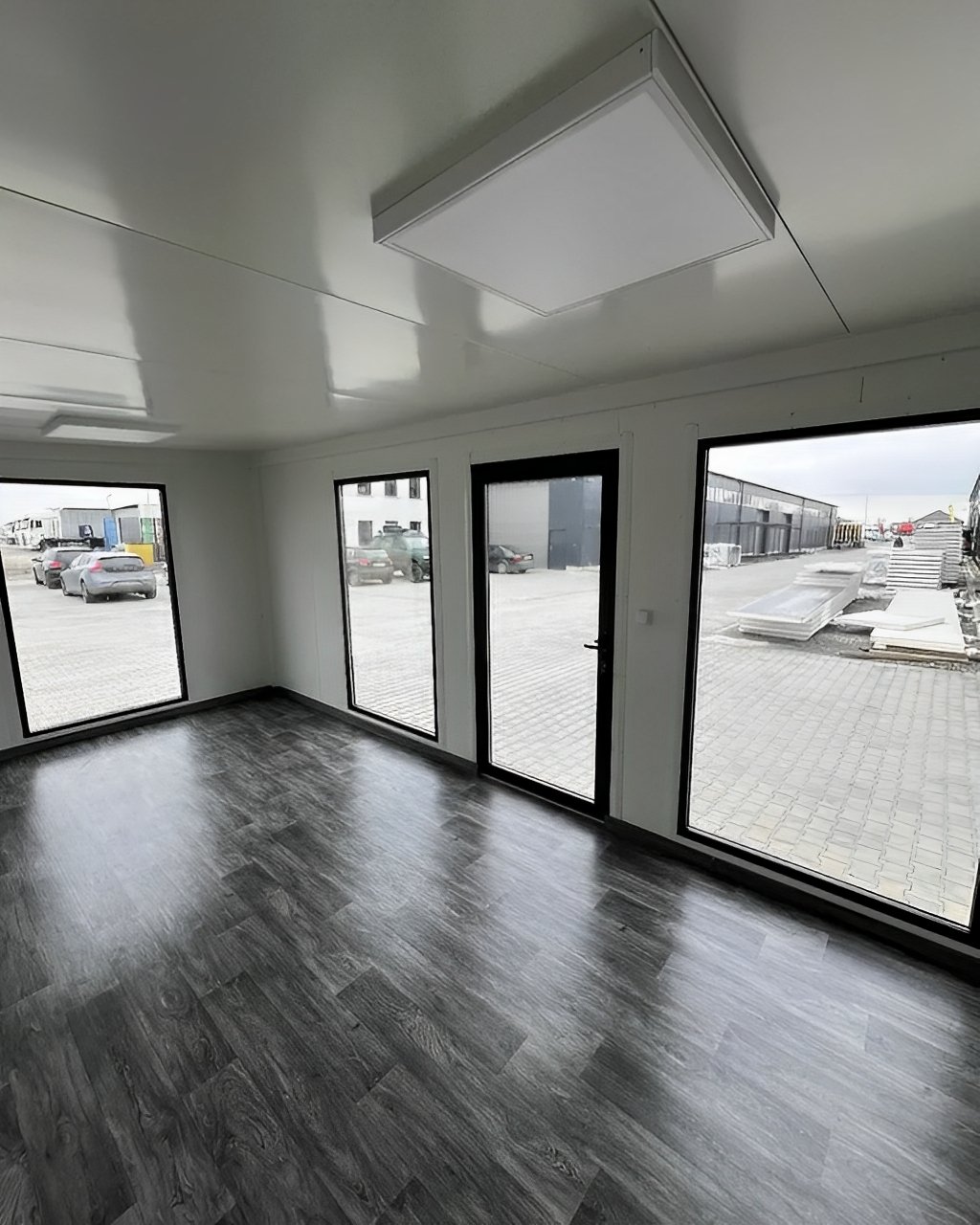 10m x 4m Prefabricated Container Office 9 10m x 4m Prefabricated Container Office - Image 9