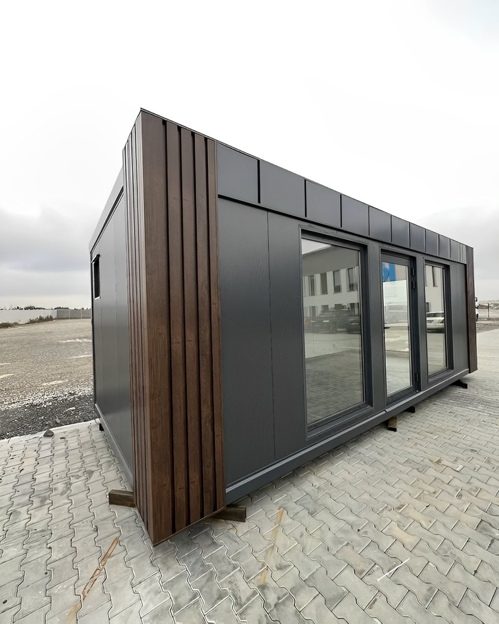 10m x 4m Prefabricated Container Office 2 10m x 4m Prefabricated Container Office - Image 2