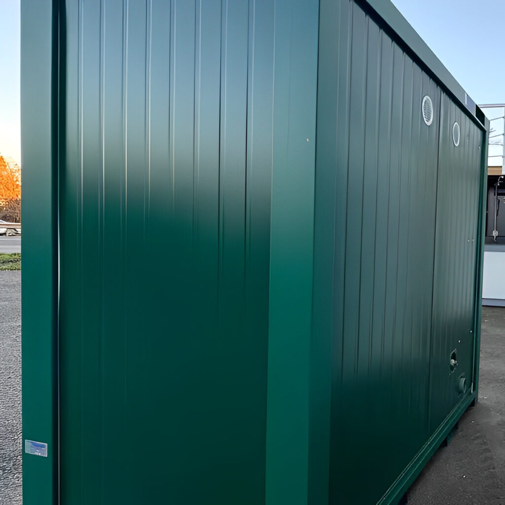 8Ft x 5Ft Mains Toilet/Shower 2 8Ft x 5Ft Mains Toilet/Shower - Image 2