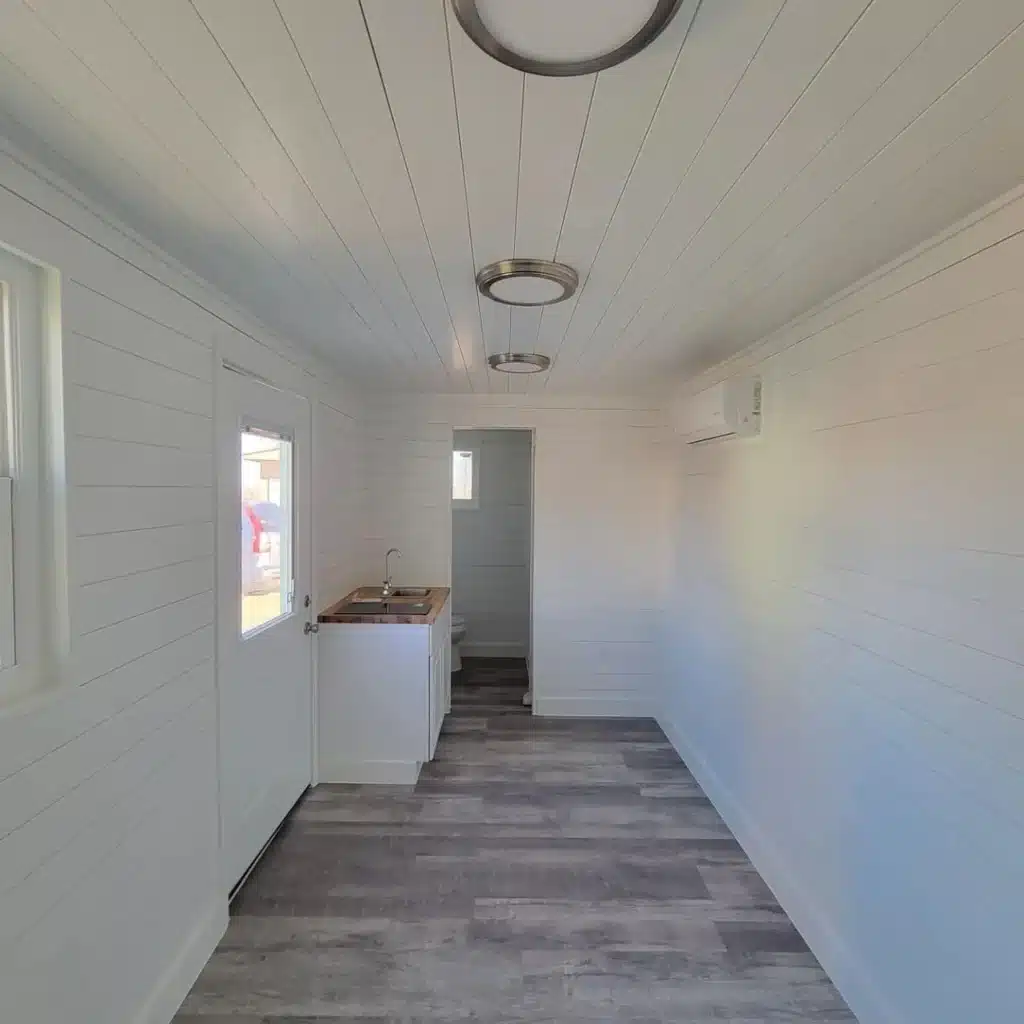 Custom 20ft Shipping Container House 3 Custom 20ft Shipping Container House - Image 3